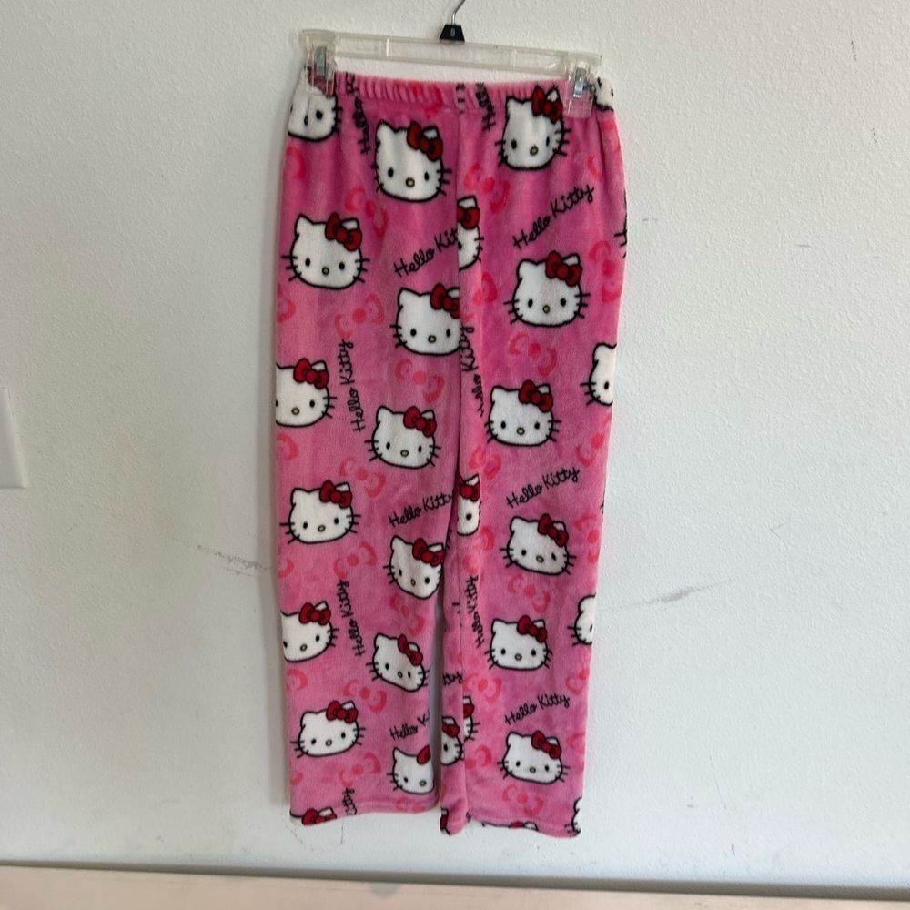 Hello Kitty Fleece Pink Girl PJ’s Pants

Size 6